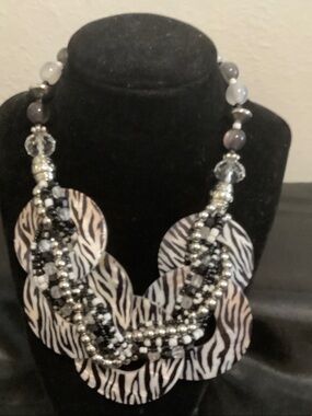Statement Black & White Zebra Beaded Necklace - Women Jewelry